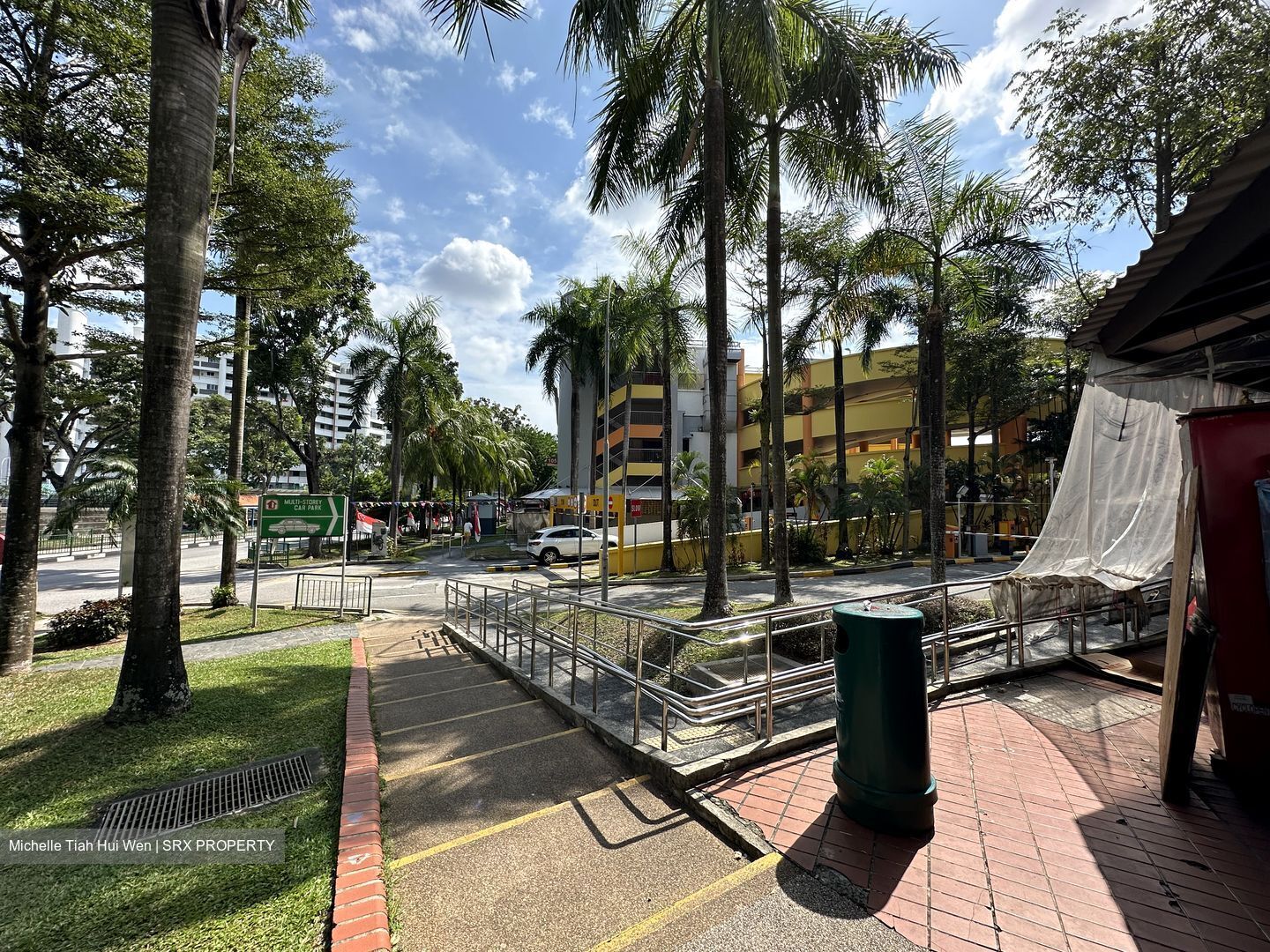 Hougang Avenue 1 (D19), Shop House #436620441